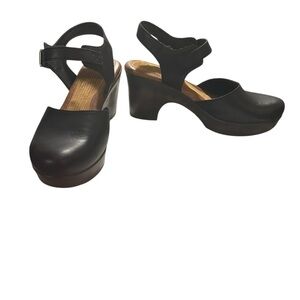 b.o.c. by Born Women’s Black Size 8M Natasha Mary Jane Clogs, NWOT